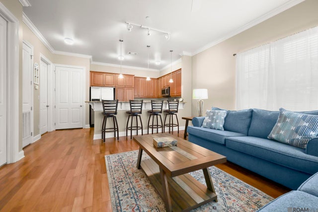 3390 Nicholson Dr, Baton Rouge