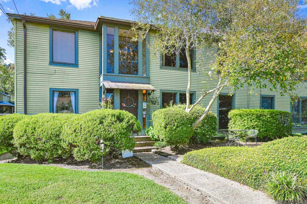 3012 Hundred Oaks Ave, Baton Rouge