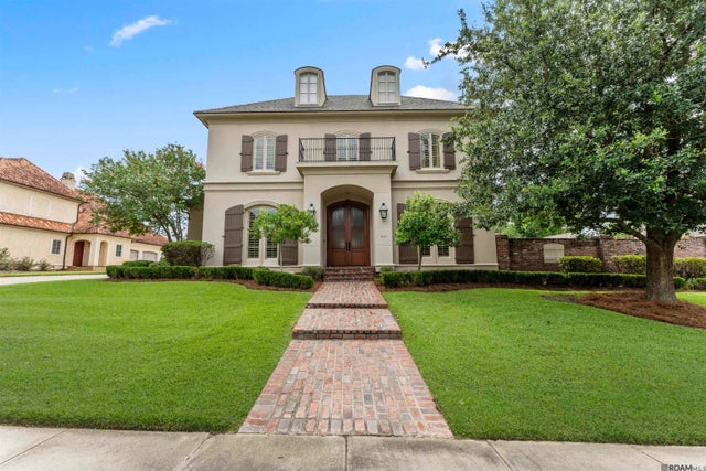 2611 Cedar Lodge Dr, Baton Rouge