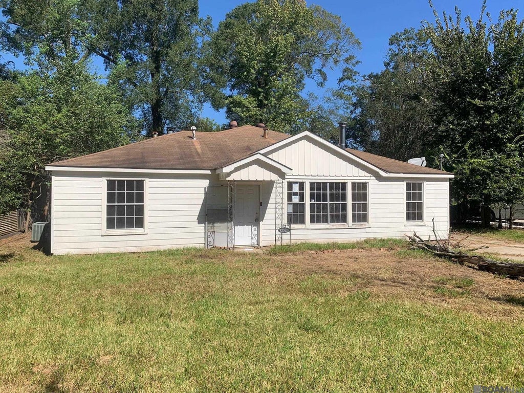 10575 White Oak Dr, Baton Rouge
