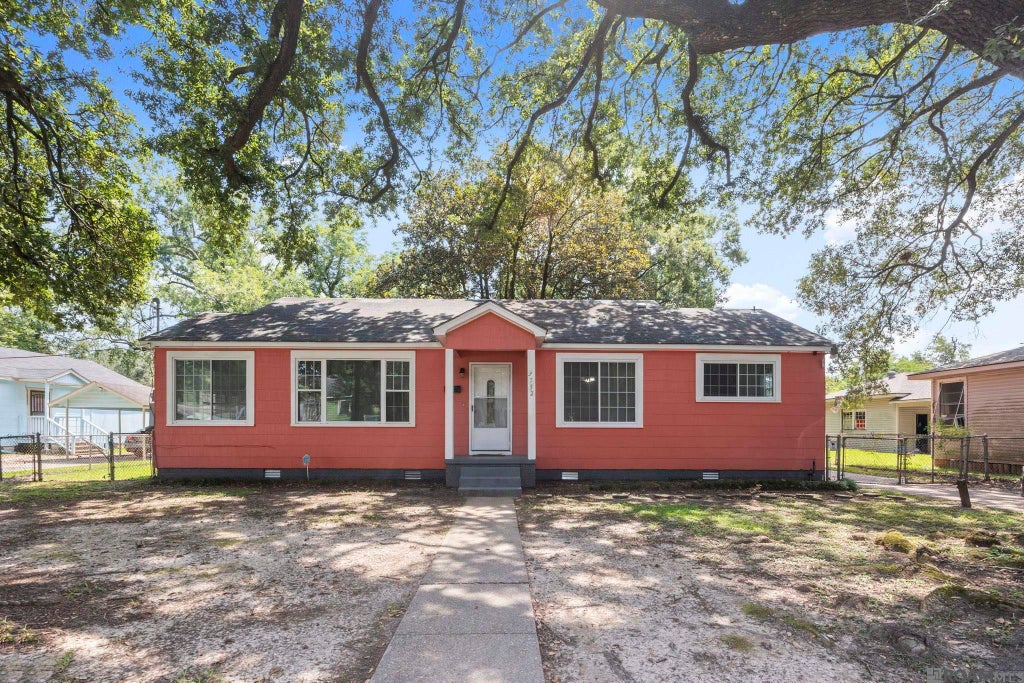 3732 N 38th St, Baton Rouge