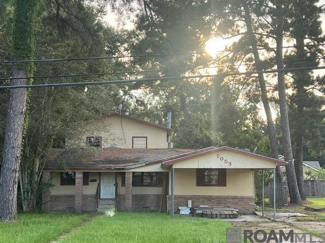 1053 Green Oak Dr, Baton Rouge