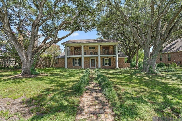 1456 Lakeridge Dr, Baton Rouge