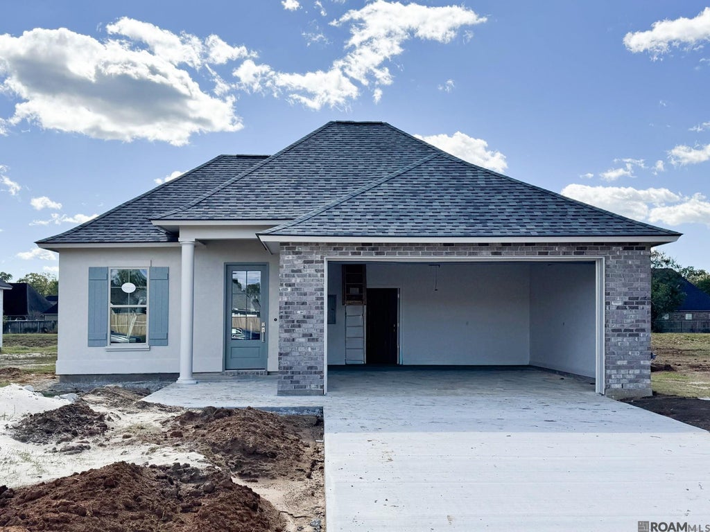 10474 Highpoint Dr, Denham Springs