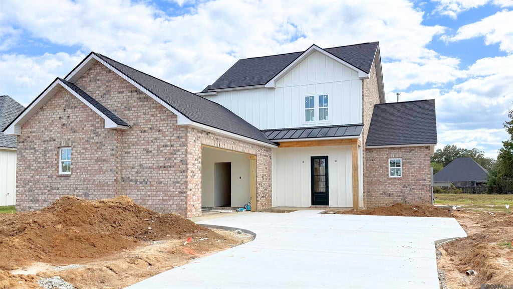 10480 High Point Dr, Denham Springs