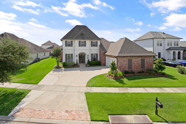 3730 Club View Ct, Zachary