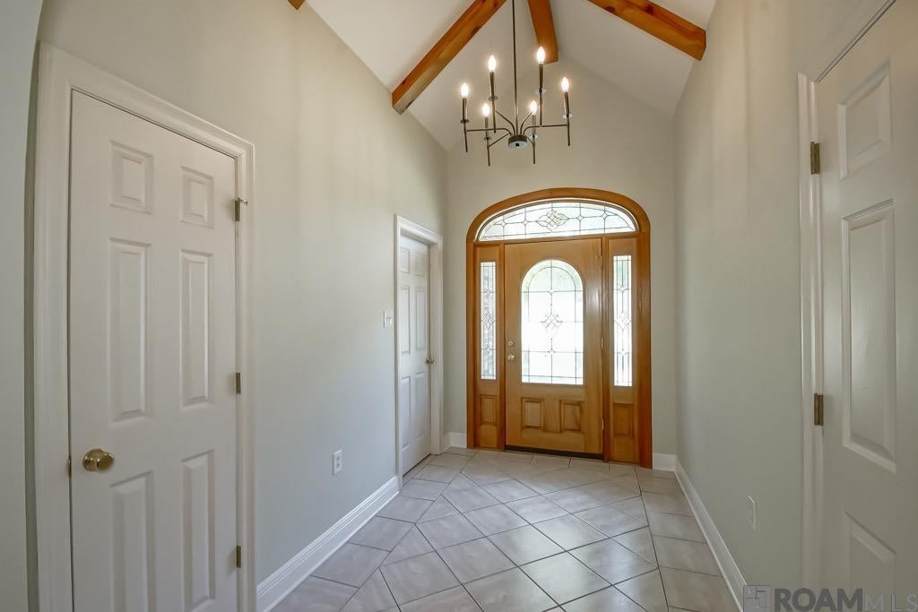 35096 Stone Castle Dr, Denham Springs