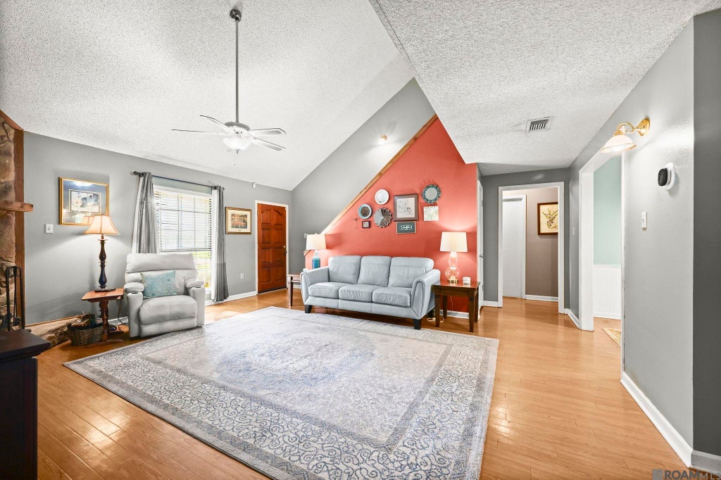 1518 Shadybrook Dr, Baton Rouge