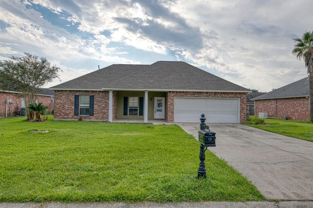 289 Melissa Dr, Port Allen