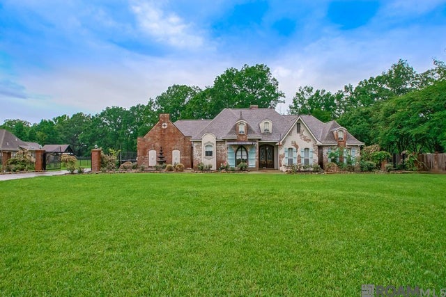 424 Clover Ridge Dr, Jackson