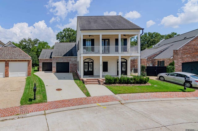 19891 Southern Hills Ave, Baton Rouge