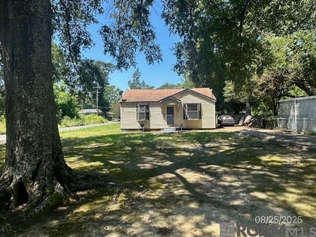 5711 Beechwood Dr, Baton Rouge