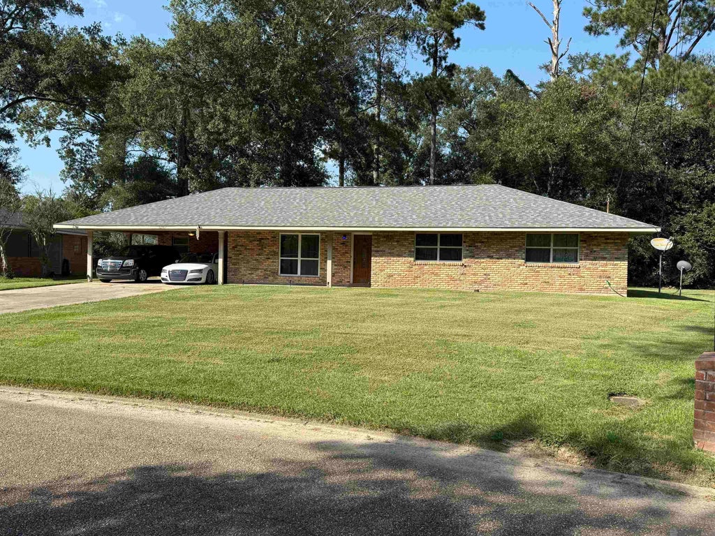 12967 Castle Hill Dr, Baton Rouge