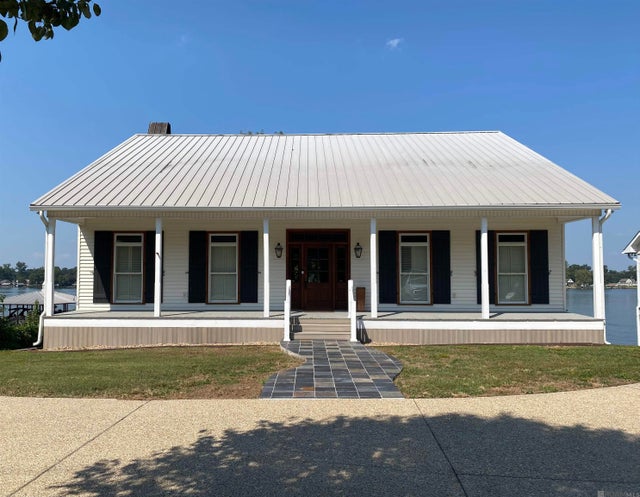 7522 False River Rd, Oscar