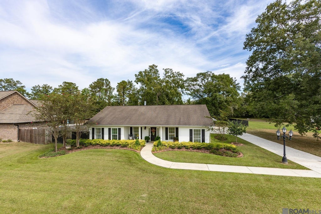 13177 Montrose South, Denham Springs