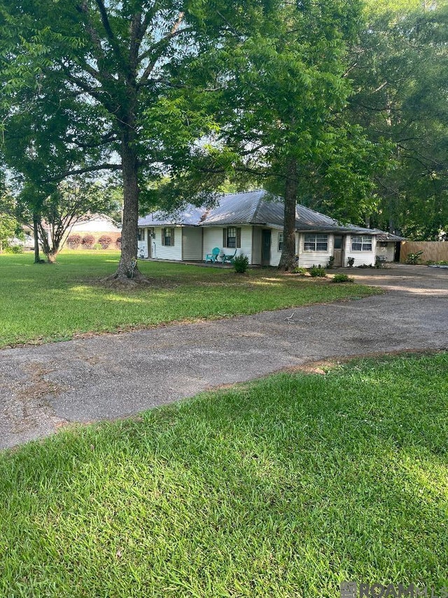 7736 River Ridge Dr, Denham Springs