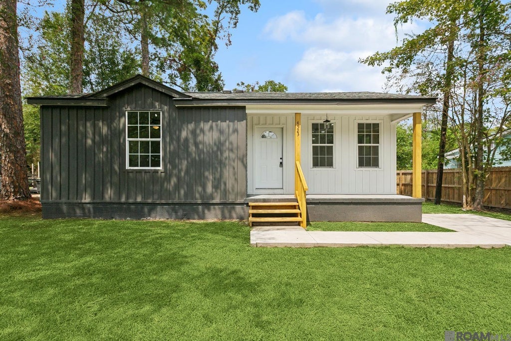 4523 Glen Oaks Dr, Baton Rouge