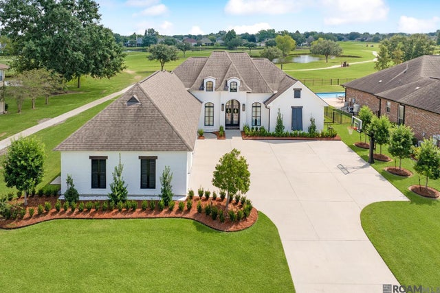 6070 Royal Palms Drive, Gonzales