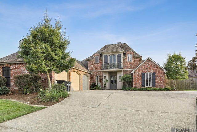 18522 Lake Stream Dr, Greenwell Springs