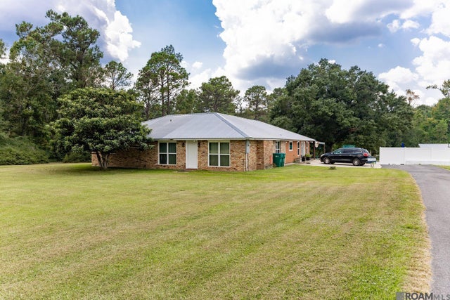 301 Efferson Ln, Greensburg