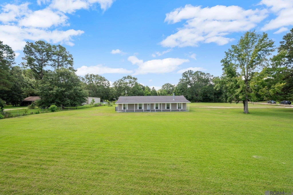 10118 Saray Dr, Denham Springs