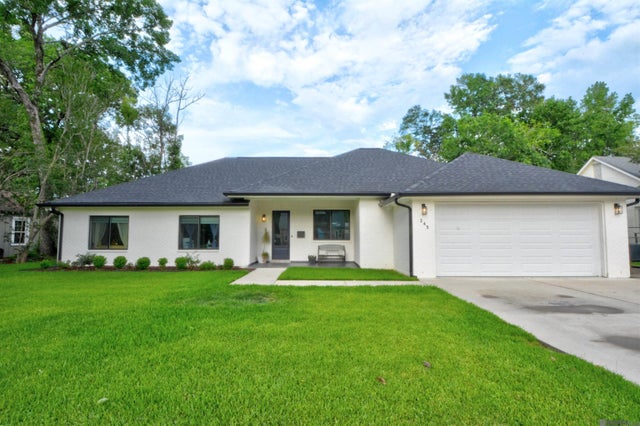 245 Marion Dr, Baton Rouge