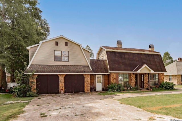 8718 Glaser St, Livonia