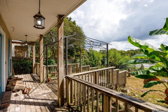 7111 Point Avery Dr, Baton Rouge