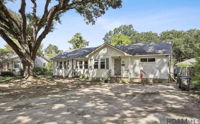 2434 Honeysuckle Ave, Baton Rouge