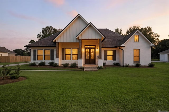 7282 Riverbank Dr, Denham Springs