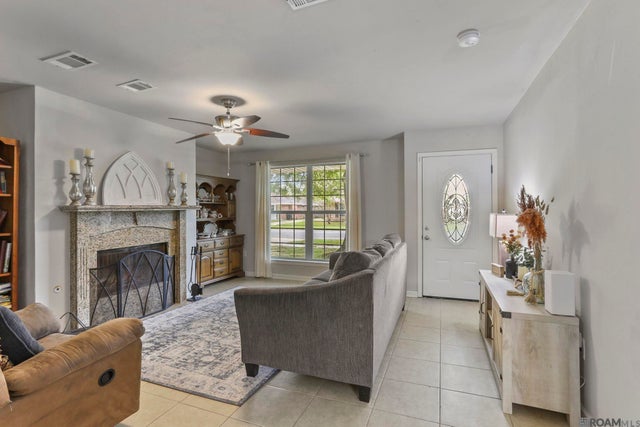 2011 Hoyt Dr, Baton Rouge