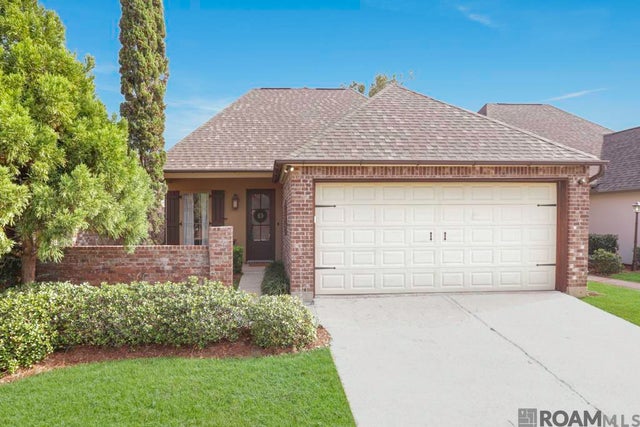 17843 Willow Trail Dr, Baton Rouge