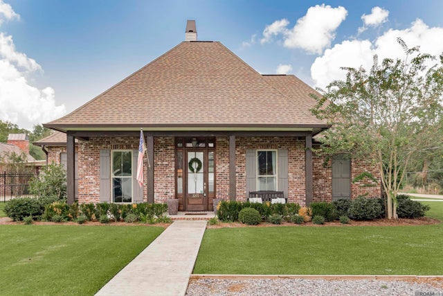 3202 Valentine Rd, Baton Rouge