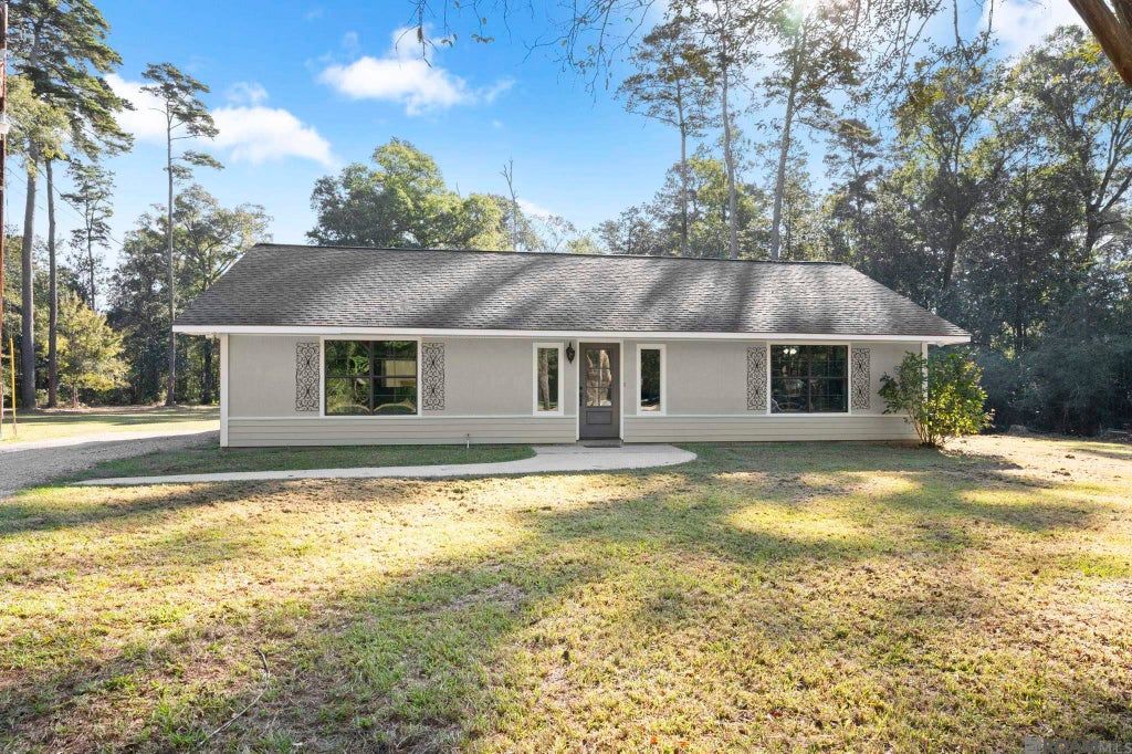 28766 Magnolia Dr, Walker