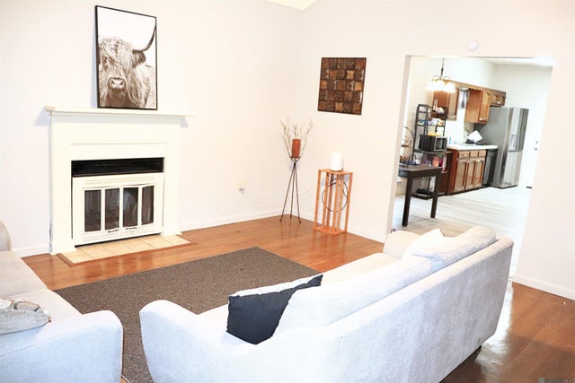 9414 Pecan Tree Dr, Baton Rouge