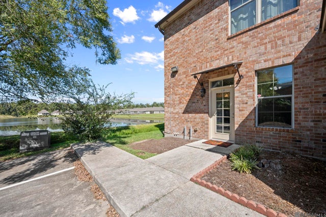 888 S Kenilworth Pkwy, Baton Rouge