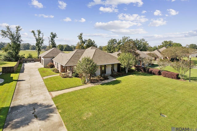 8788 Wyeth Dr, Denham Springs