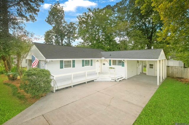 2444 Rhododendron Ave, Baton Rouge