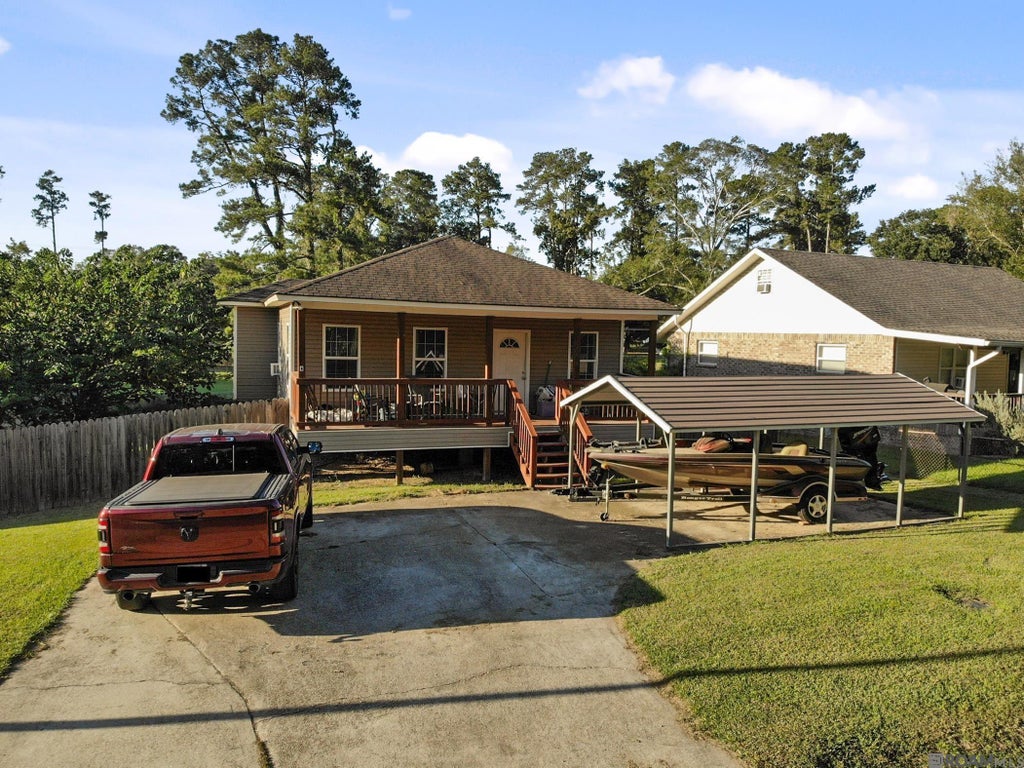 32505 Cynthia Dr, Denham Springs