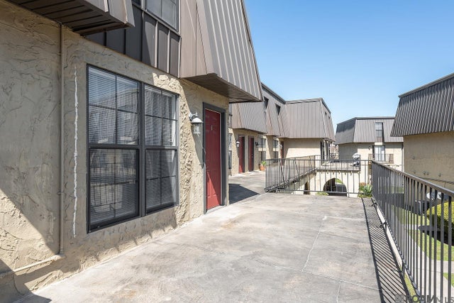 10300 W Winston Ave, Baton Rouge