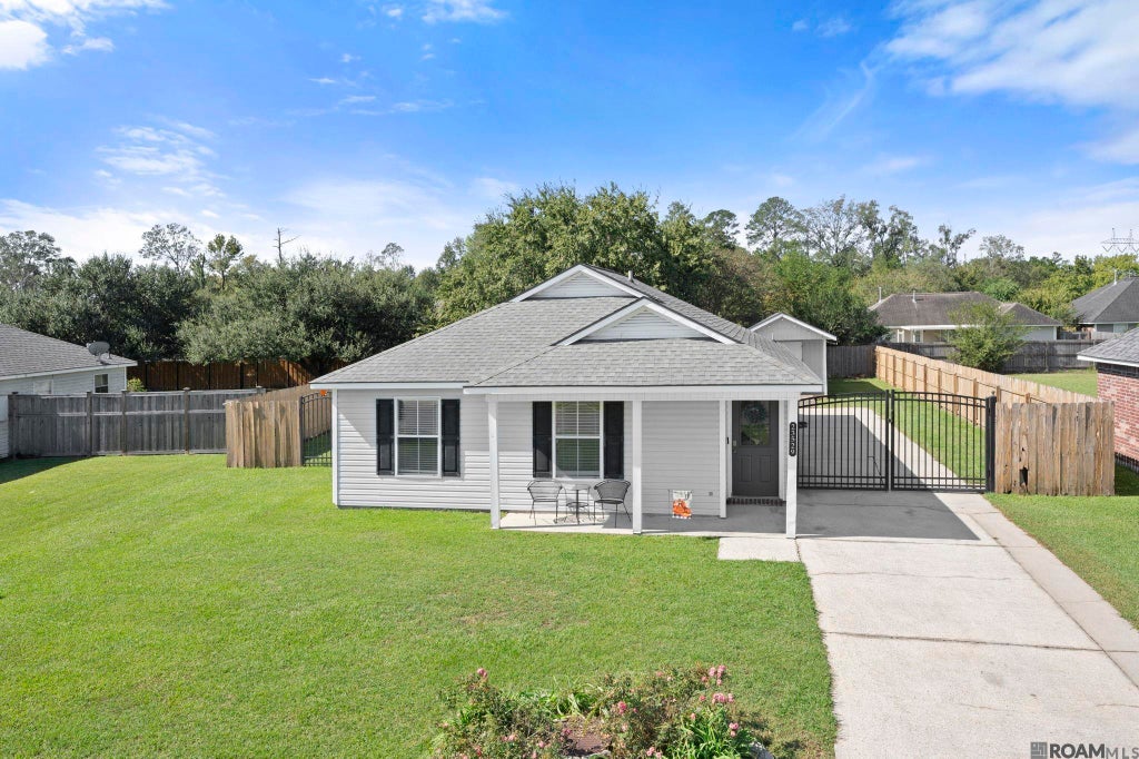 23529 Country Manor Ave, Denham Springs