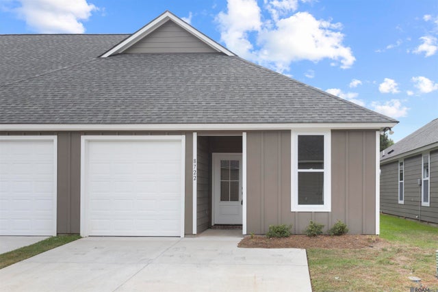8722 Edgewater Dr, Baton Rouge