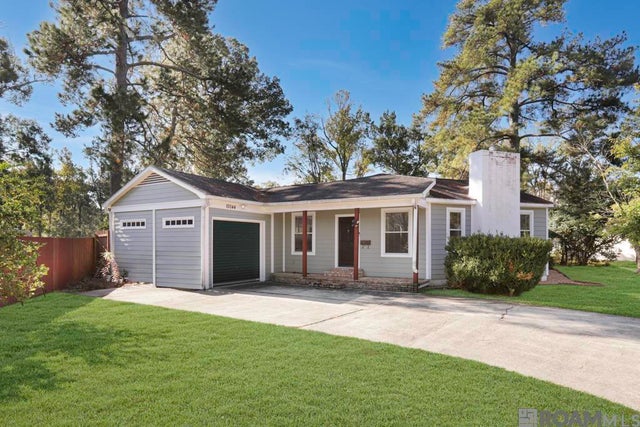 10044 Mollylea Dr, Baton Rouge