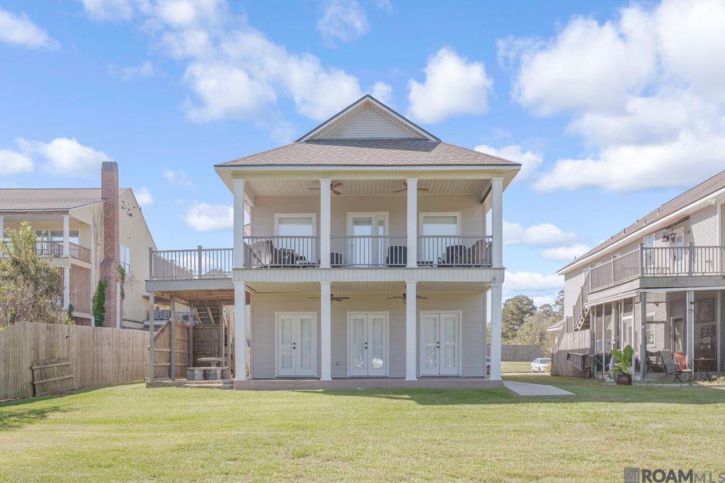 11182 River Highlands Drive, St Amant