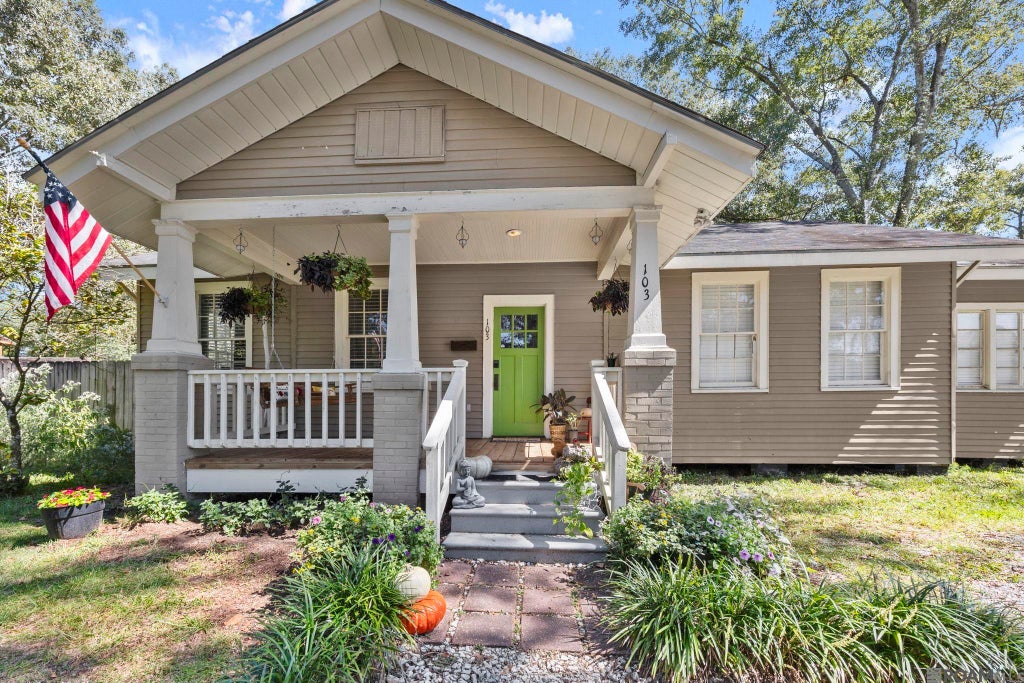 103 S River Rd, Denham Springs