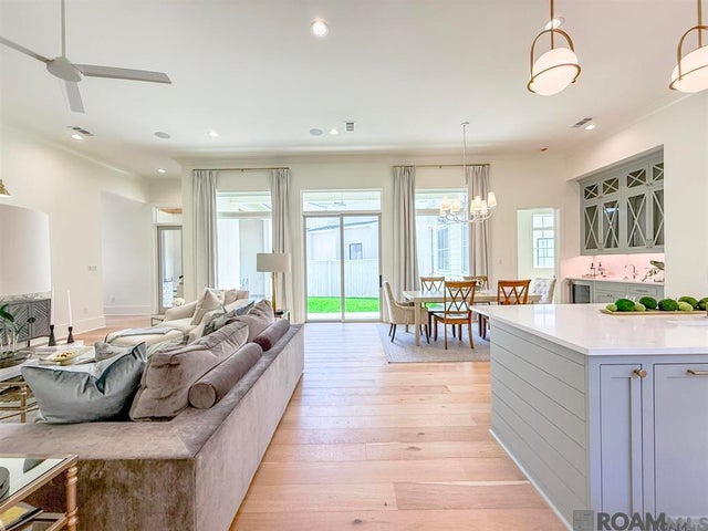 3183 Pointe-marie Dr, Baton Rouge