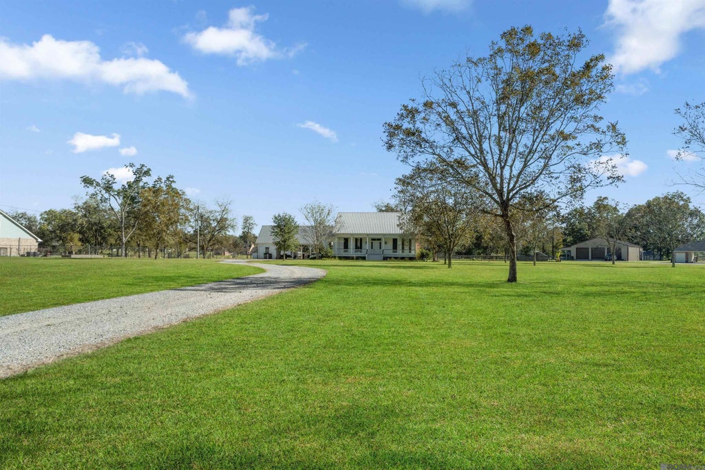 23324 Portwood Ln, Zachary