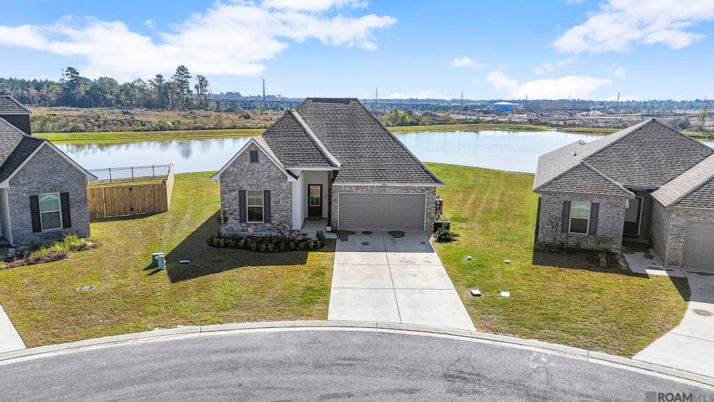 9698 Muncy Ln, Denham Springs