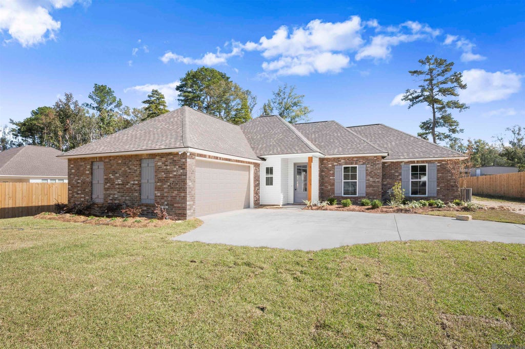 33258 Clinton Allen Rd, Denham Springs
