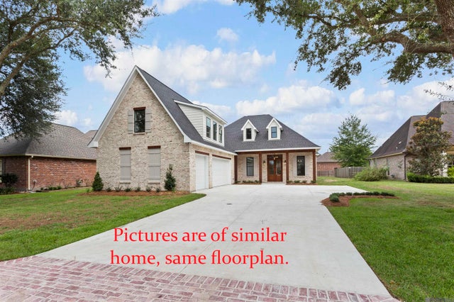 6240 Tezcuco Ct, Gonzales